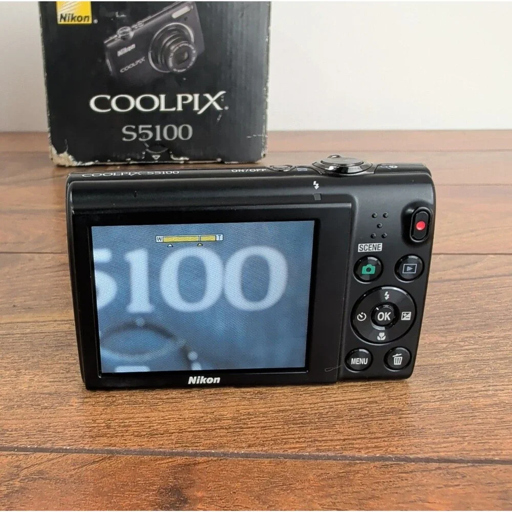 Nikon COOLPIX S5100 Digital Camera 5x Optical Zoom 12.2MP with Accessories Black